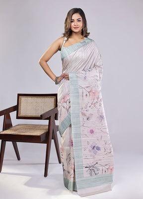 Cream Tussar Silk Saree With Blouse Piece
