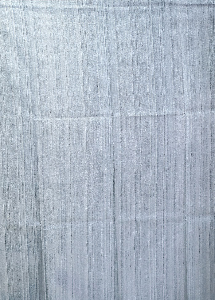 Cream Tussar Silk Saree With Blouse Piece