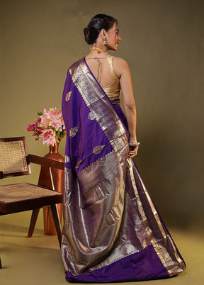 Purple Gadwal Silk Saree Without Blouse Piece