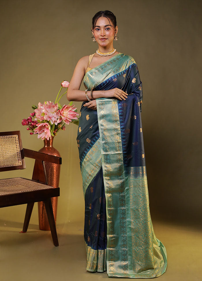 Green Gadwal Silk Saree Without Blouse Piece