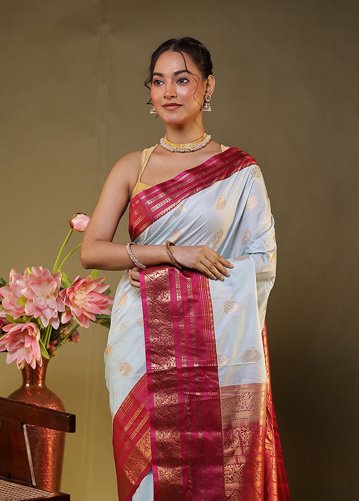 White Gadwal Silk Saree Without Blouse Piece