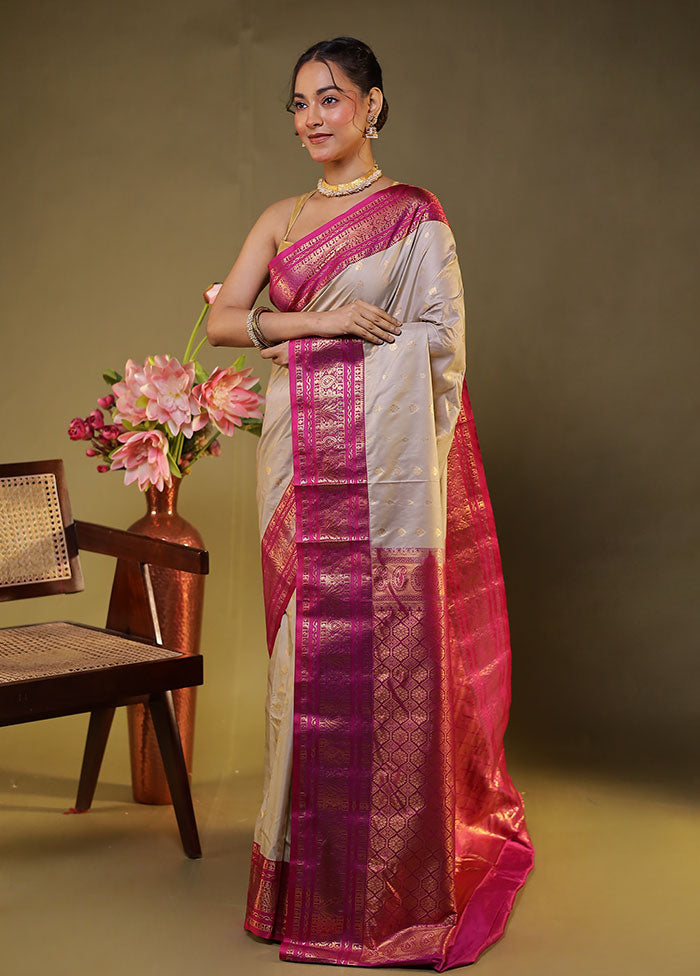 Cream Gadwal Silk Saree Without Blouse Piece