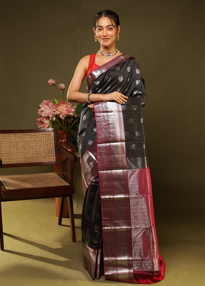Black Handloom Kanjivaram Pure Silk Saree With Blouse Piece