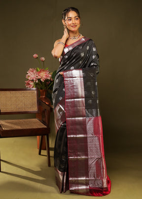 Black Handloom Kanjivaram Pure Silk Saree With Blouse Piece