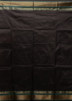 Cream Handloom Kanjivaram Pure Silk Saree With Blouse Piece