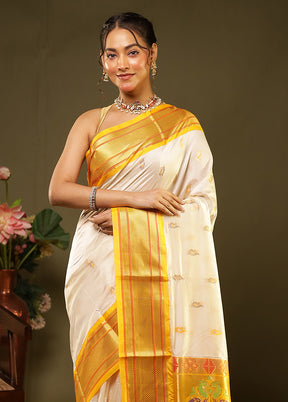White Handloom Kanjivaram Pure Silk Saree With Blouse Piece
