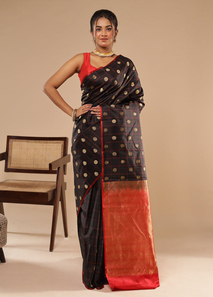 Black Handloom Kanchipuram Pure Silk Saree With Blouse Piece