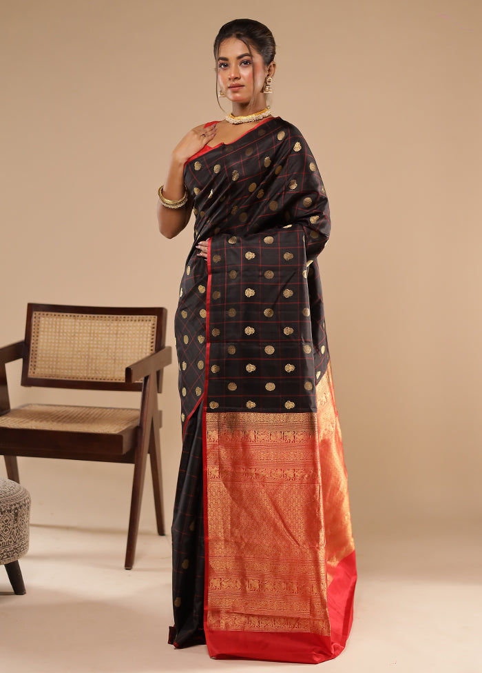 Black Handloom Kanchipuram Pure Silk Saree With Blouse Piece