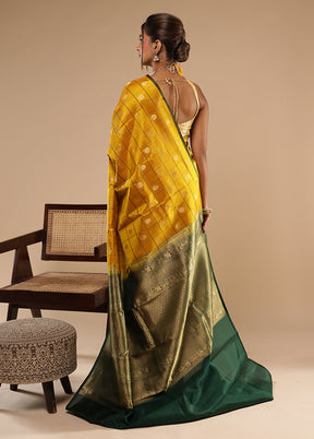 Yellow Handloom Kanchipuram Pure Silk Saree With Blouse Piece