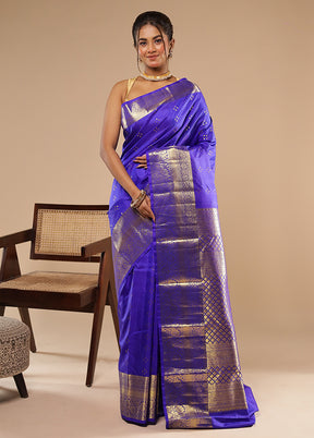 Blue Handloom Kanchipuram Pure Silk Saree With Blouse Piece