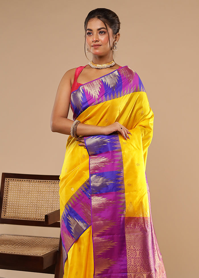 Yellow Handloom Kanchipuram Pure Silk Saree With Blouse Piece