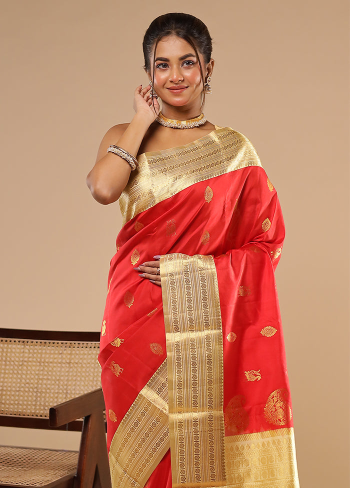Red Handloom Kanchipuram Pure Silk Saree With Blouse Piece