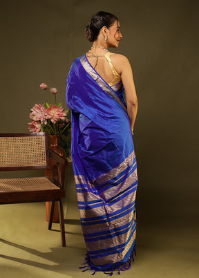 Blue Handloom Kanjivaram Pure Silk Saree With Blouse Piece