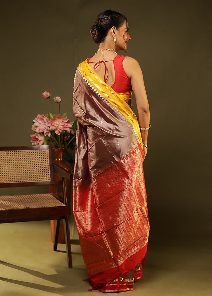 Grey Handloom Kanjivaram Pure Silk Saree With Blouse Piece
