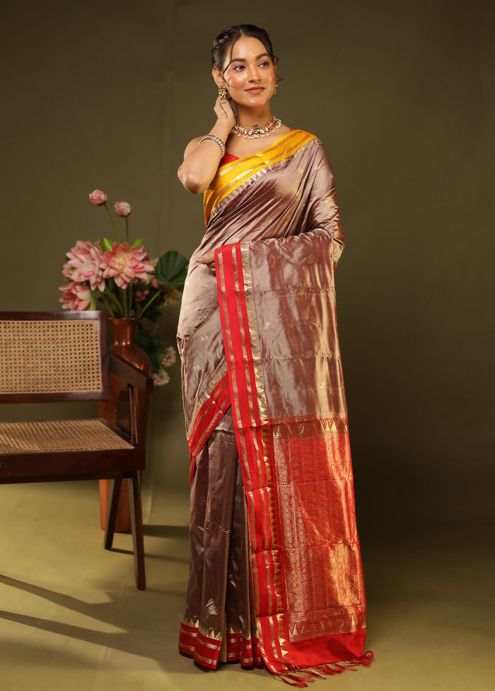 Grey Handloom Kanjivaram Pure Silk Saree With Blouse Piece