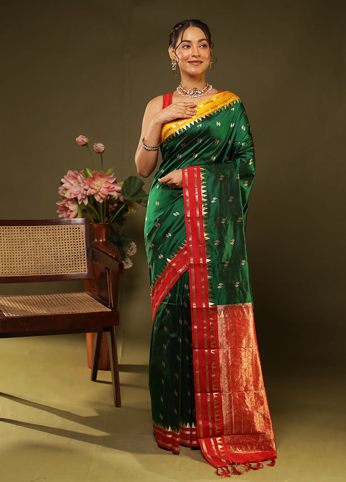 Green Handloom Kanjivaram Pure Silk Saree With Blouse Piece
