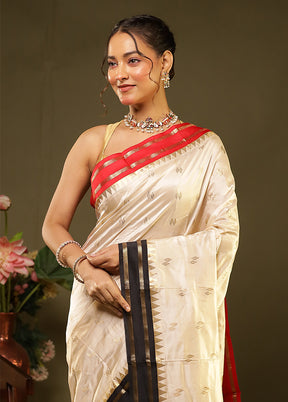 White Handloom Kanjivaram Pure Silk Saree With Blouse Piece