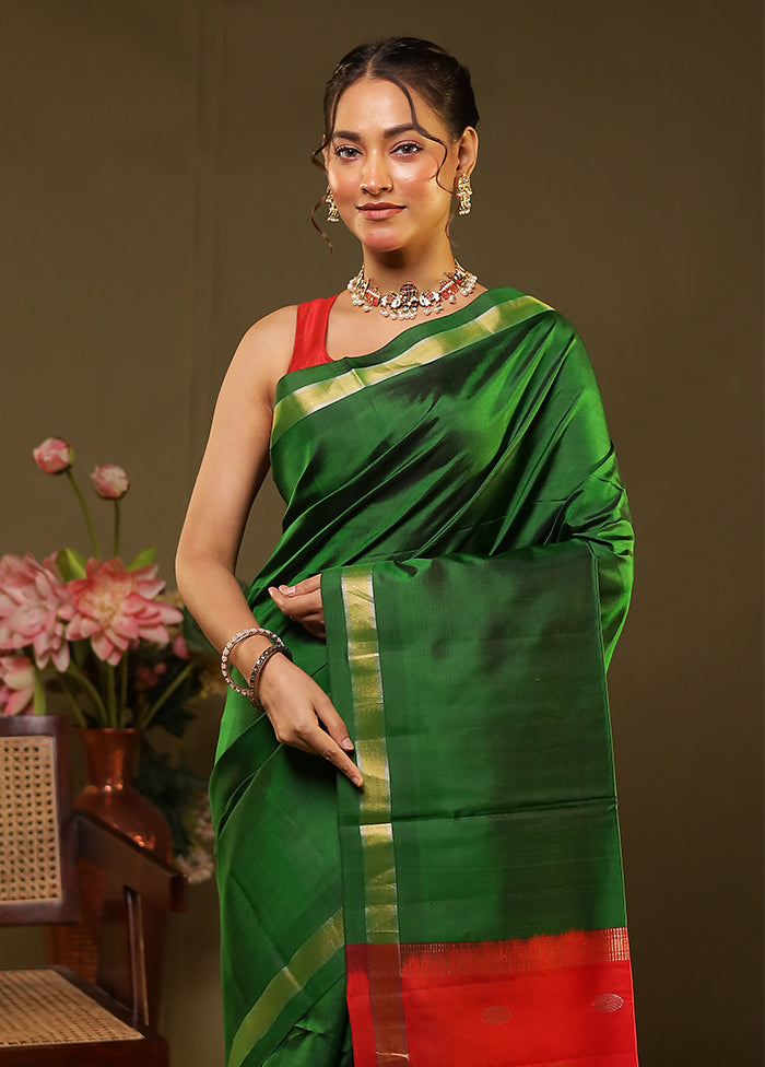 Green Handloom Kanjivaram Pure Silk Saree With Blouse Piece