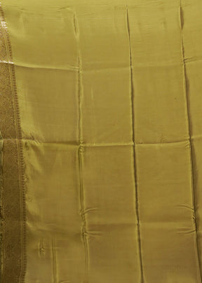 Green Dupion Silk Saree With Blouse Piece