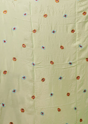 Green Chiffon Silk Saree With Blouse Piece