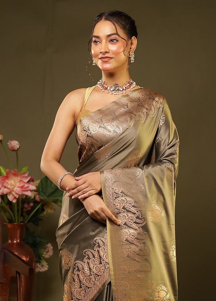 Grey Kanjivaram Silk Saree With Blouse Piece