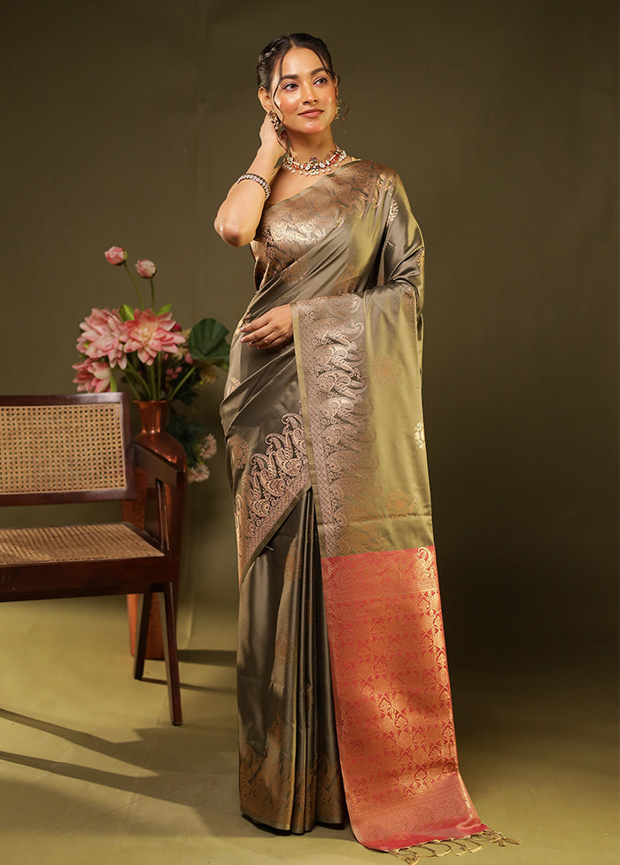 Grey Kanjivaram Silk Saree With Blouse Piece