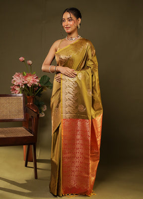 Green Kanjivaram Silk Saree With Blouse Piece
