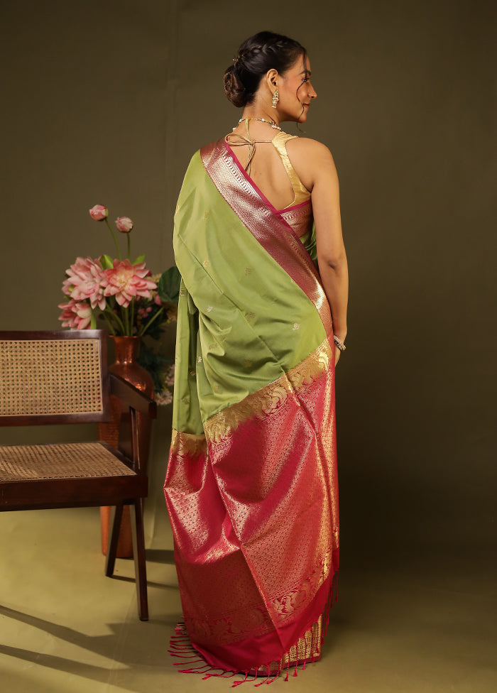 Green Kanjivaram Silk Saree With Blouse Piece