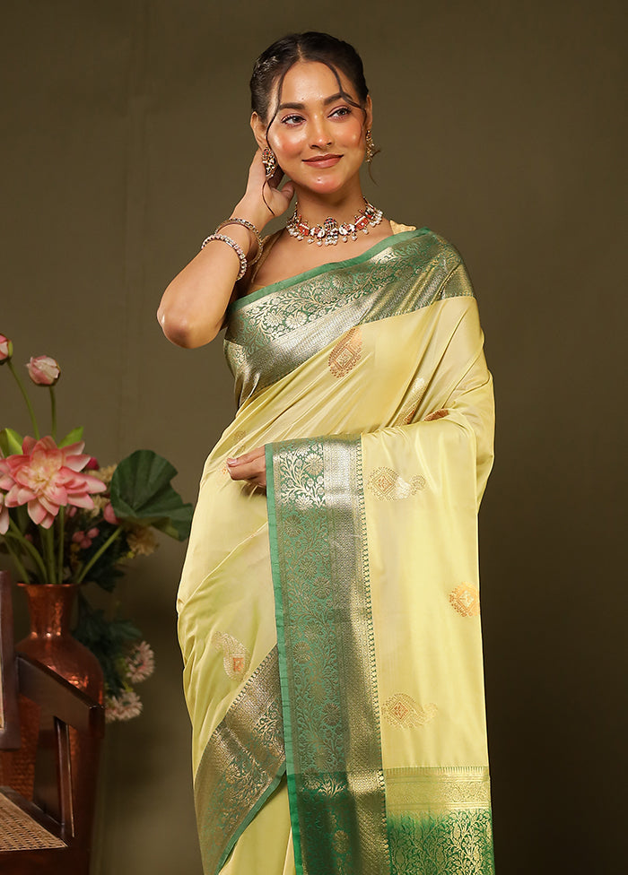 Cream Kanjivaram Silk Saree With Blouse Piece