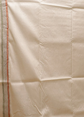Cream Handloom Kantha Stitch Pure Silk Saree With Blouse Piece