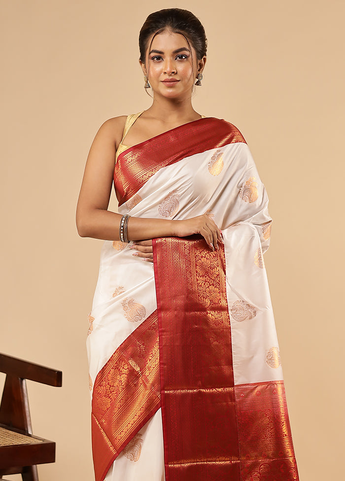 White Kanjivaram Silk Saree With Blouse Piece