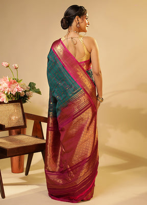 Green Gadwal Pure Silk Saree Without Blouse Piece