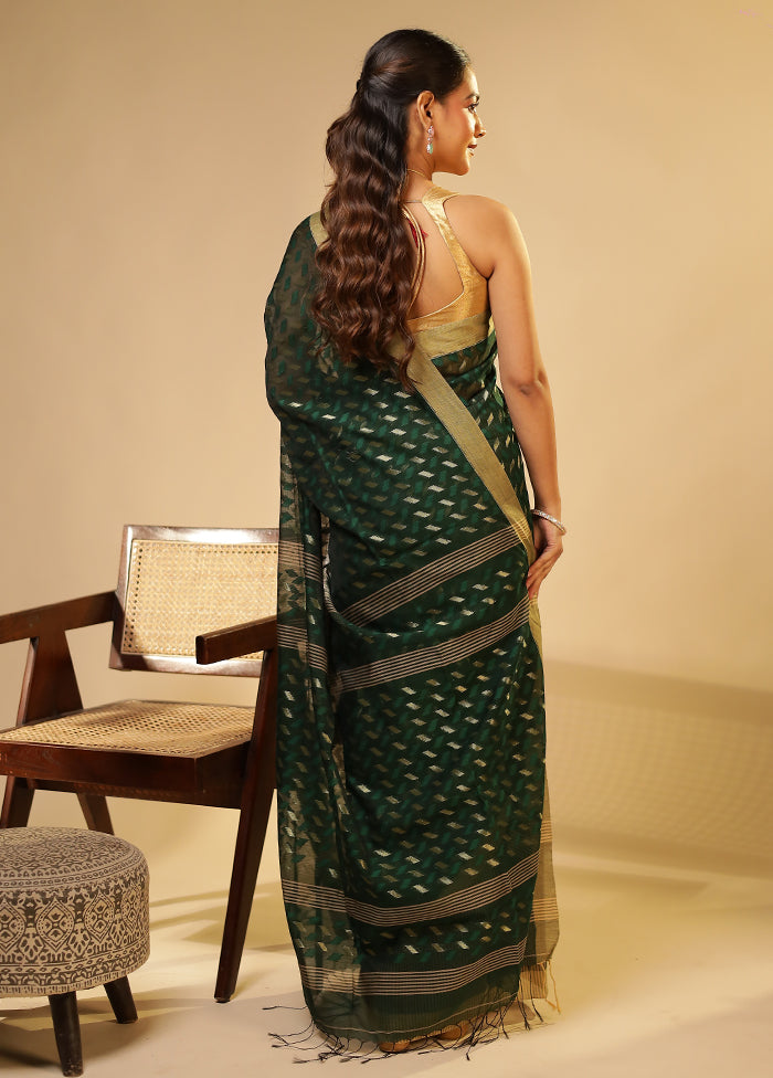 Green Matka Silk Saree With Blouse Piece