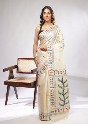 Cream Handloom Tussar Pure Silk Saree With Blouse Piece