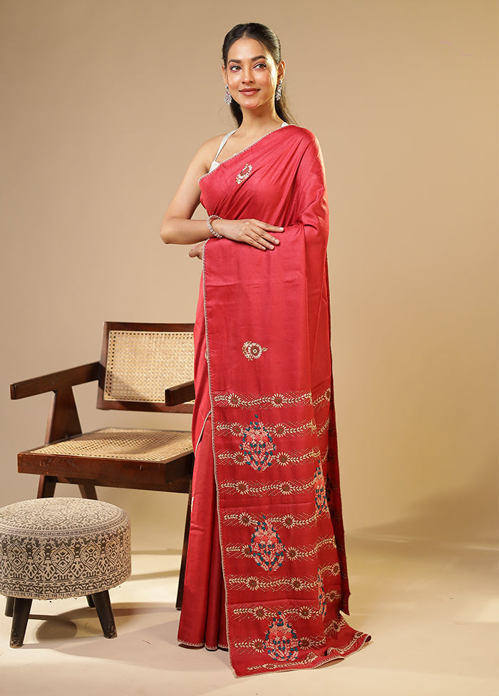 Red Handloom Tussar Pure Silk Saree With Blouse Piece
