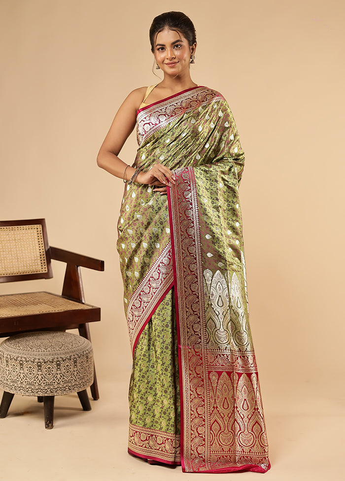 Green Tanchoi Silk Saree With Blouse Piece