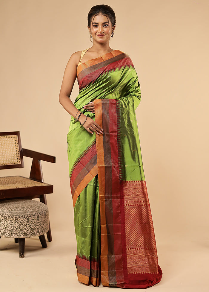 Green Handloom Kanchipuram Pure Silk Saree With Blouse Piece