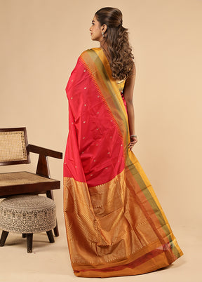Pink Handloom Kanchipuram Pure Silk Saree With Blouse Piece