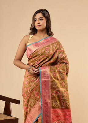 Cream Dupion Silk Saree With Blouse Piece