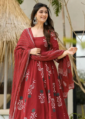 3 Pc Maroon Readymade Cotton Dupatta Suit Set