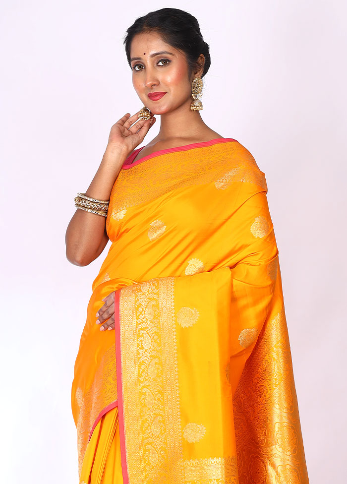 Yellow Uppada Silk Saree With Blouse Piece