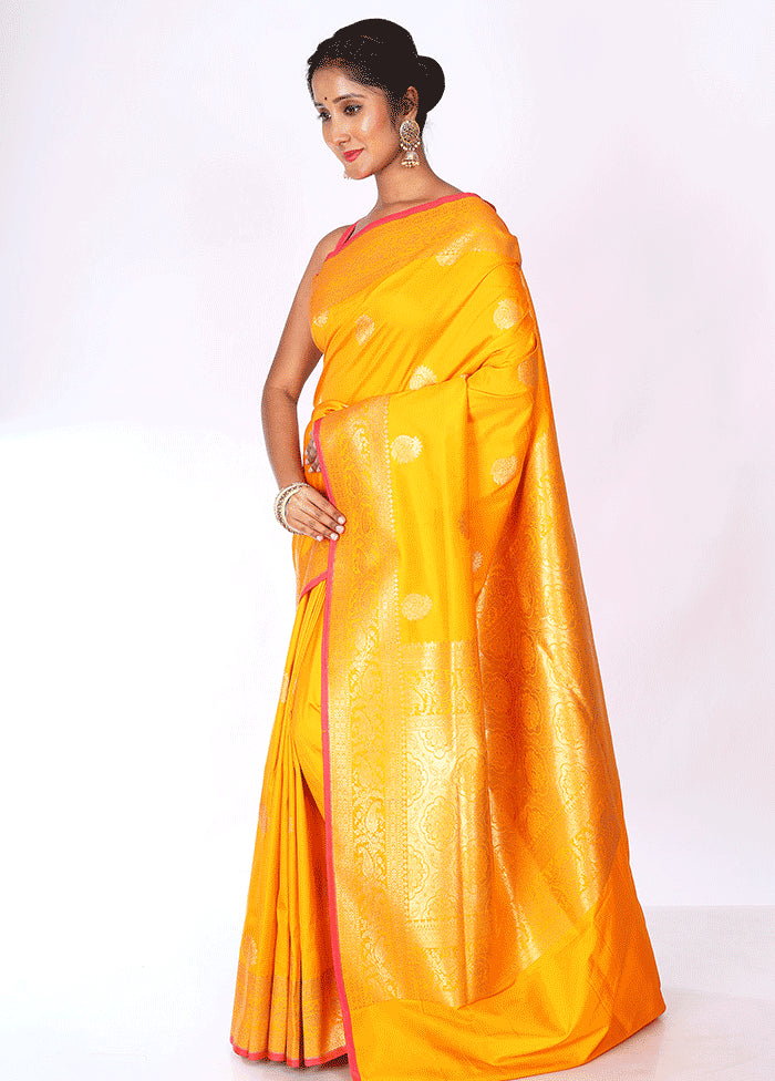 Yellow Uppada Silk Saree With Blouse Piece