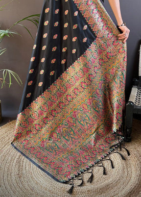 Black Spun Silk Saree With Blouse Piece