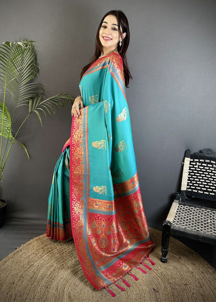 Green Spun Silk Saree With Blouse Piece