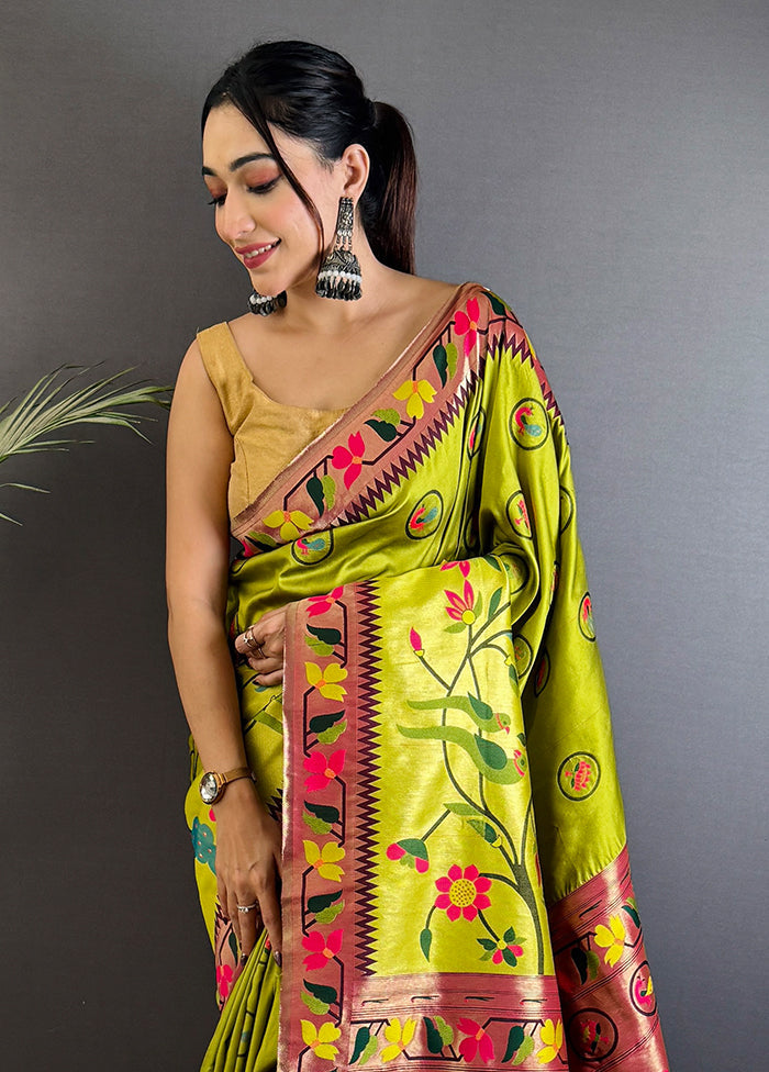 Green Spun Silk Saree With Blouse Piece