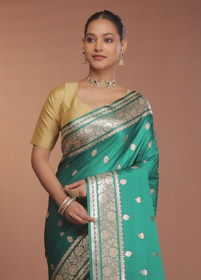 Green Banarasi Silk Saree With Blouse Piece