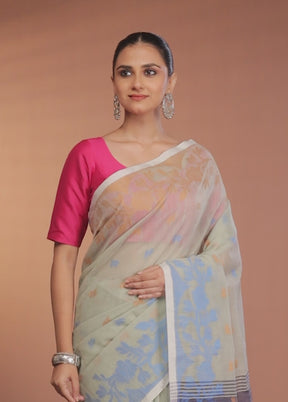 Cream Matka Silk Saree With Blouse Piece