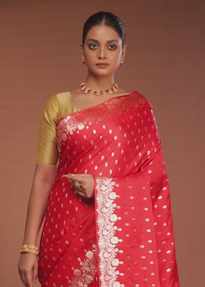 Red Banarasi Silk Saree With Blouse Piece