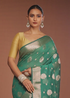 Green Kora Silk Saree With Blouse Piece