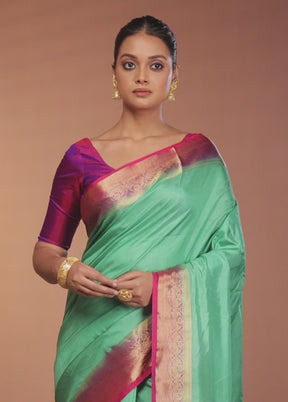 Green Dupion Silk Saree With Blouse Piece